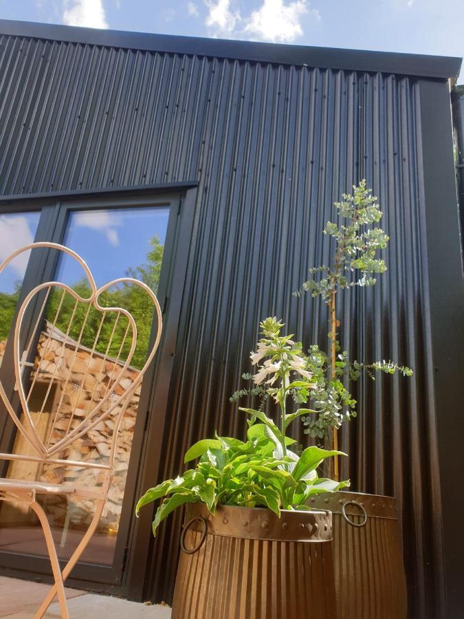 Finest Retreats - Blackbarn Wood Balsham Exterior foto
